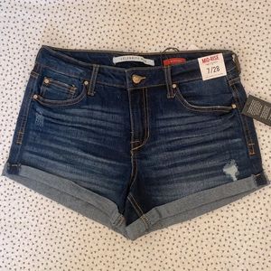BNWT Celebrity Pink Jean Shorts